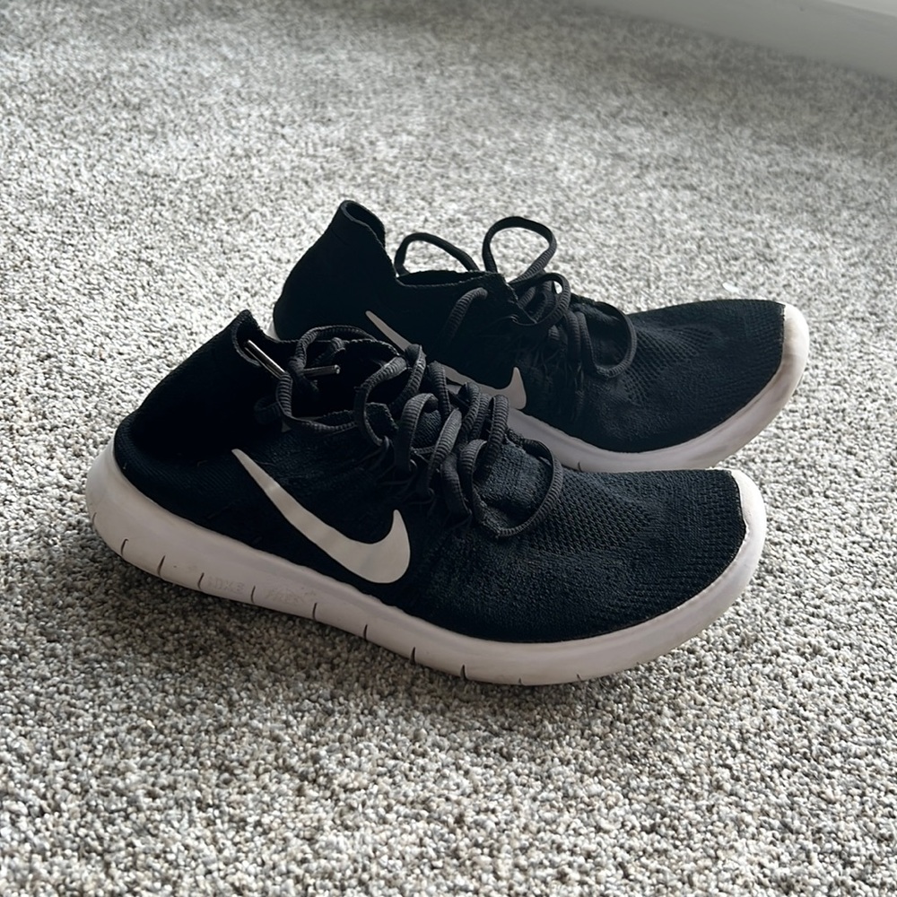 Women’s Nike shoes.